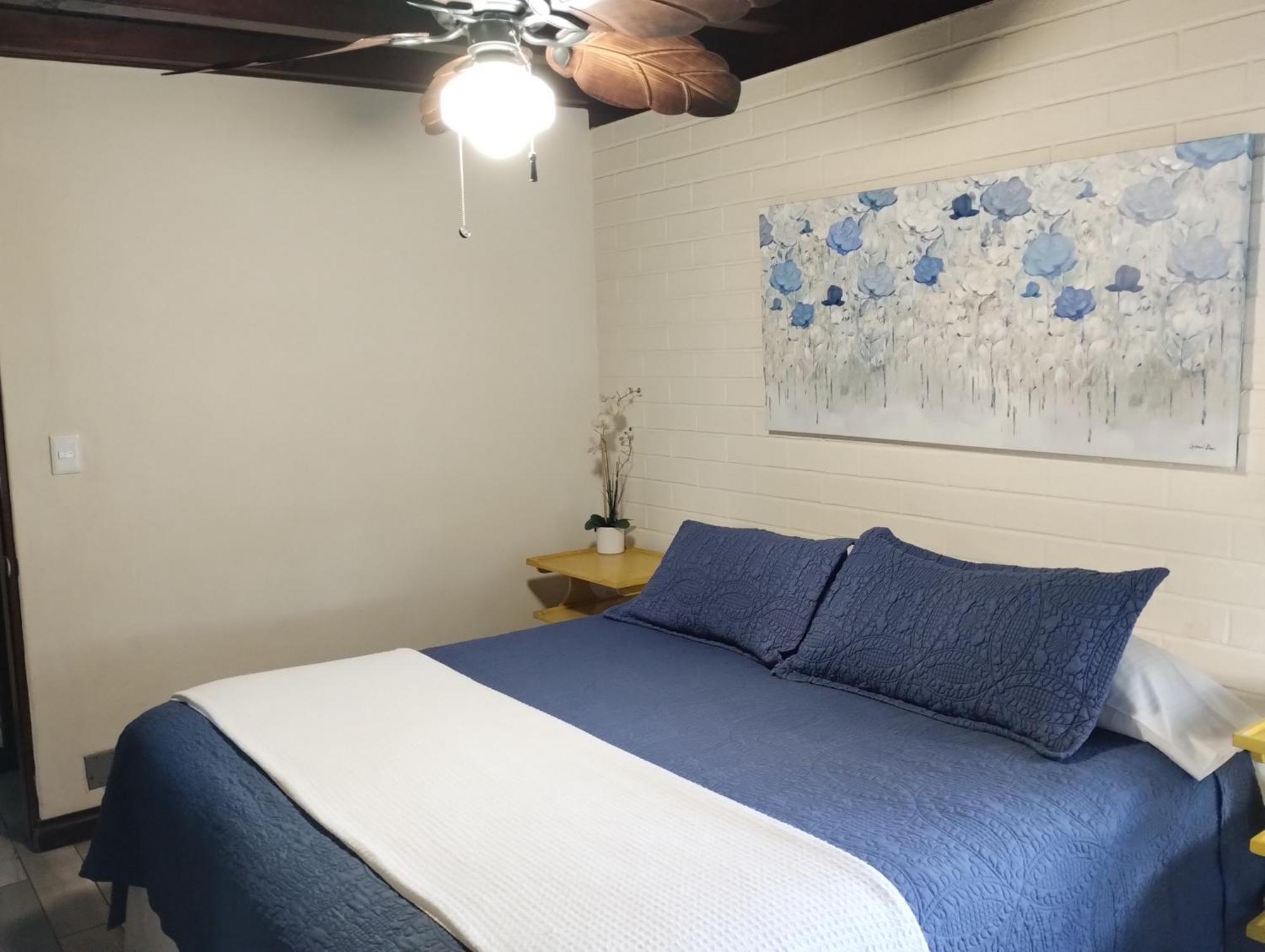 Hotel Quintas Papagayo Ensenada Værelse billede